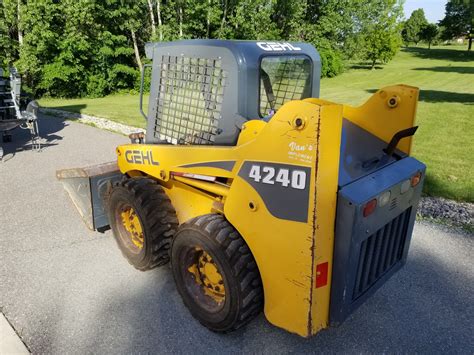 specs of gehl 4240 skid steer|gehl 4400 skid steer.